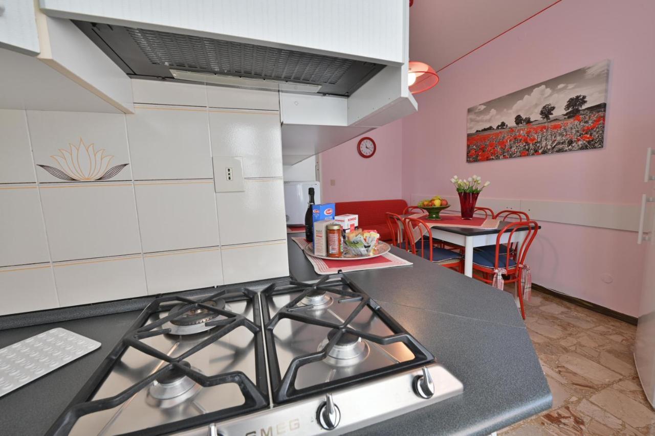 Residence Mariavittoria Lido di Jesolo Bagian luar foto