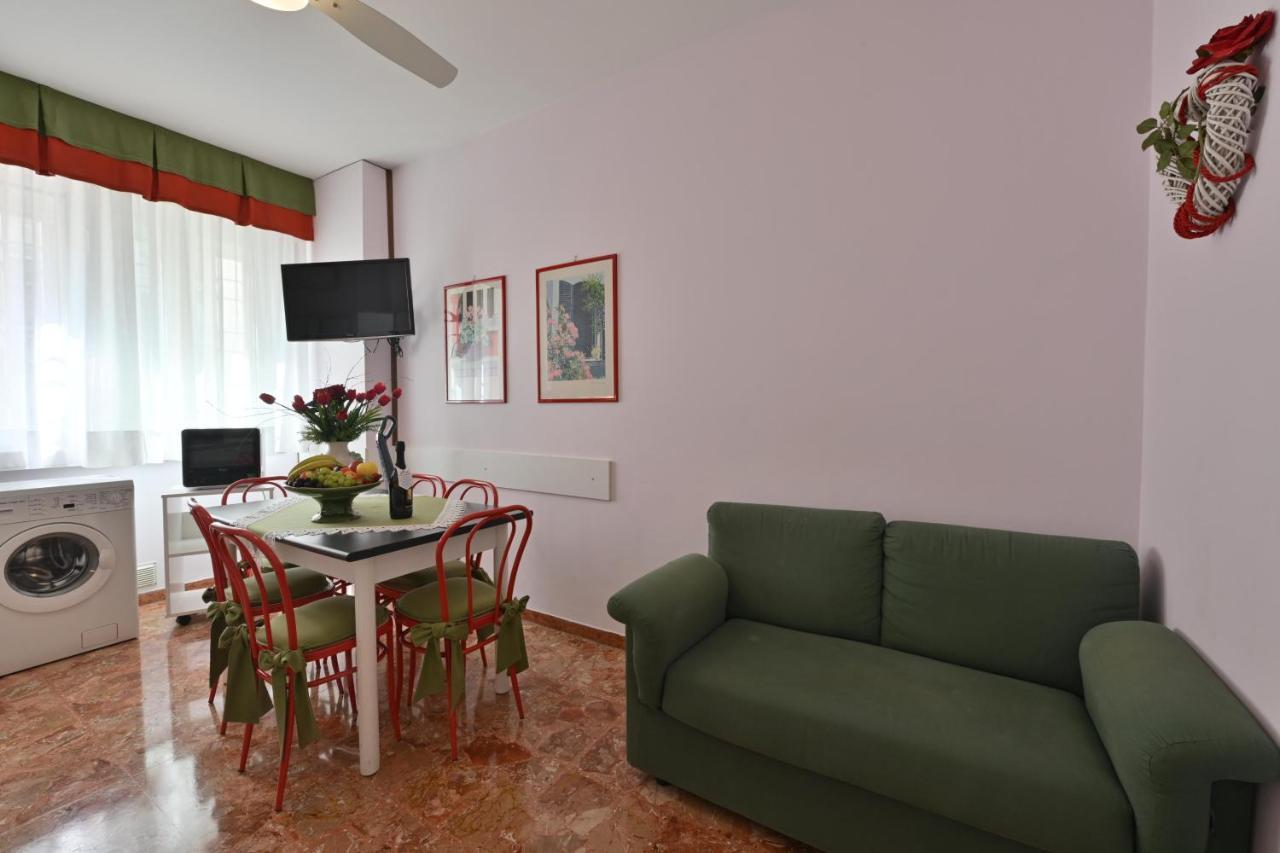 Residence Mariavittoria Lido di Jesolo Bagian luar foto