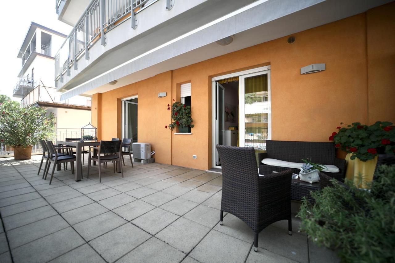 Residence Mariavittoria Lido di Jesolo Bagian luar foto