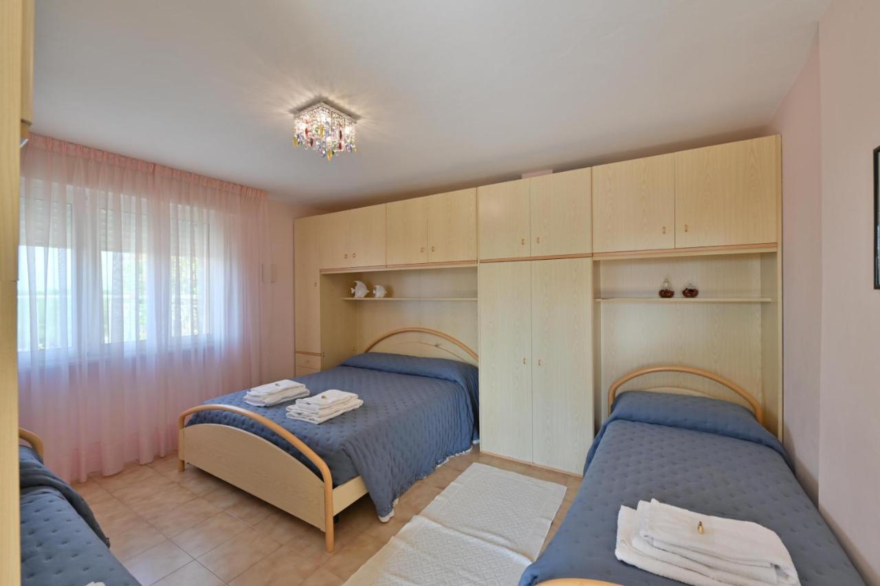 Residence Mariavittoria Lido di Jesolo Bagian luar foto