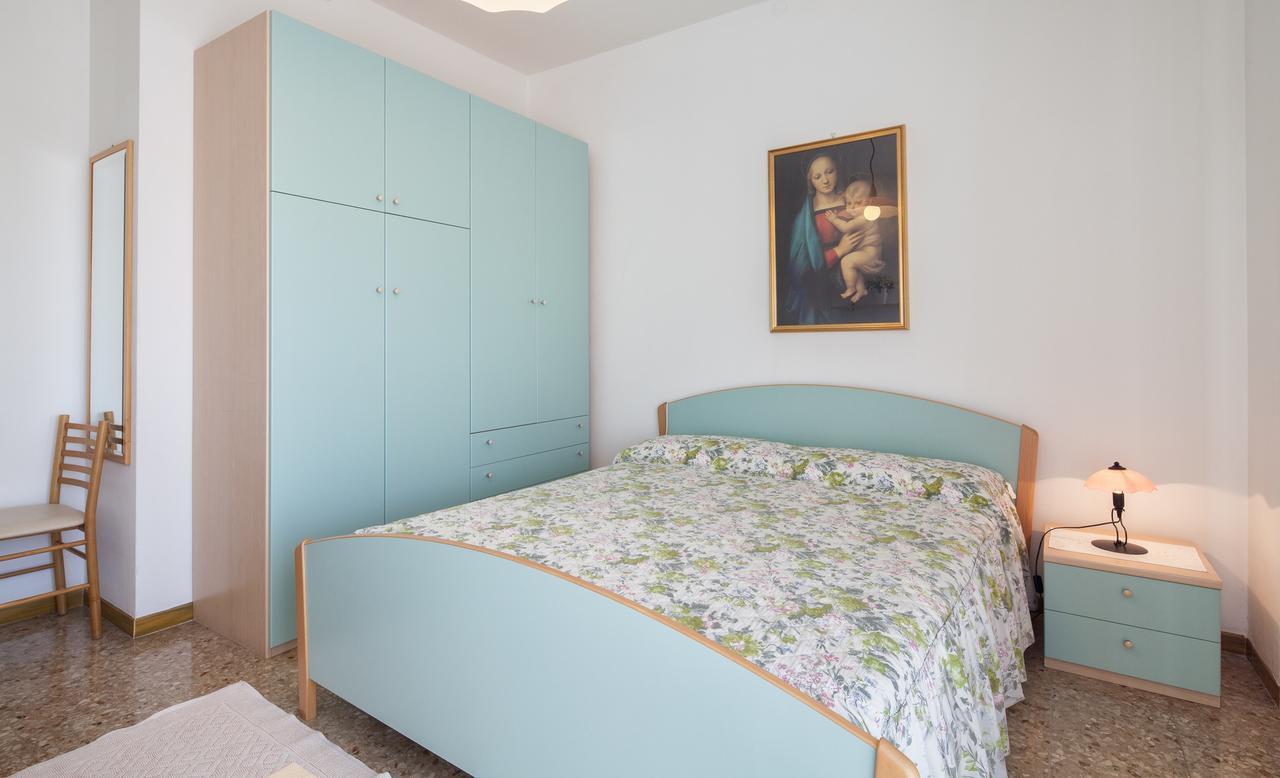 Residence Mariavittoria Lido di Jesolo Bagian luar foto